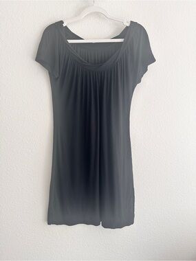 Black Short Sleeve Women's Top - Classic Scoop Neck